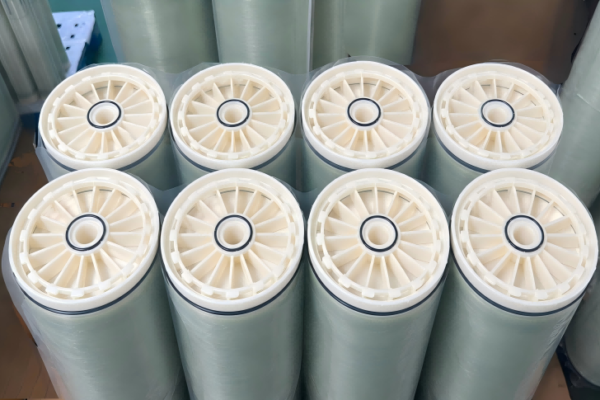 RO membrane features an interlocking end-cap design