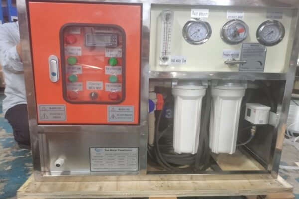 Seawater desalination equipment