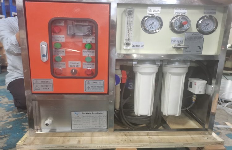 Seawater desalination equipment