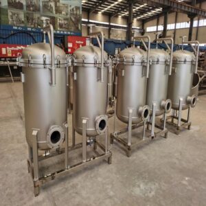 Industrial bag filter for liquid filtration